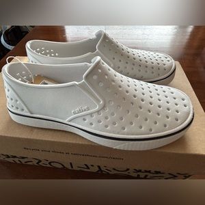 Kids Native Shoes sz J2